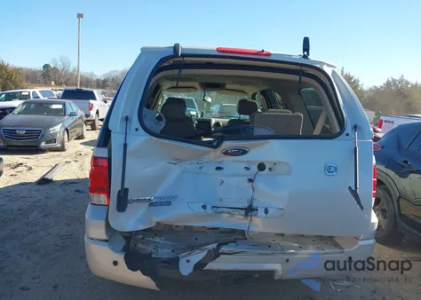 2006 Ford Expedition Limited z USA, uszkodzony, nr VIN 1FMPU19556LA55666